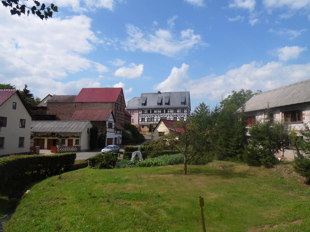 Landhotel Edelhof Uhlstädt Exterior foto